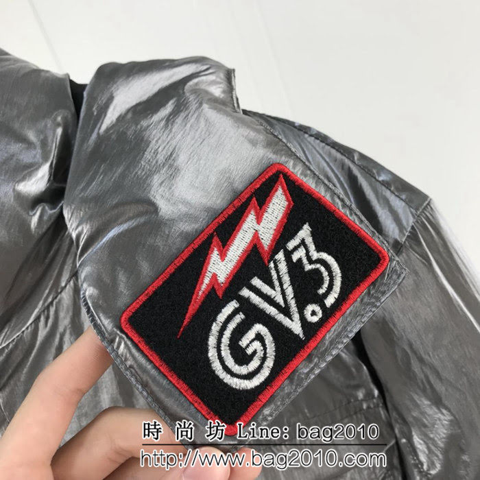 GVC紀梵希 18SS秋冬新款 原版LOGO五金 亮面防水 男款羽絨服 ydi2201
